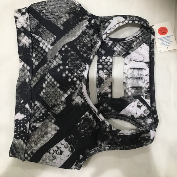 New Body Instincts Sports Bra - Picture 1 of 7